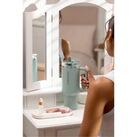 Nwt 40 oz Seafoam Stanley - Picture 4 of 6